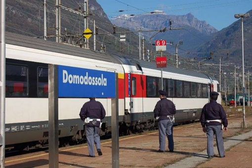 Novarese condannato per diversi furti arrestato su un treno a Domo Novarese condannato per diversi furti arrestato su un treno a Domo