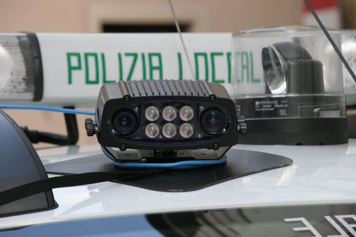 Giovane di Novara segnalato dalla polizia locale per l'uso di fuochi d'artificio in città Giovane di Novara segnalato dalla polizia locale per l'uso di fuochi d'artificio in città