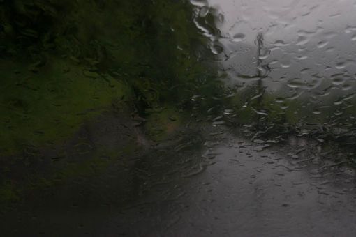 Primo giorno d'estate sotto le nuvole Primo giorno d'estate sotto le nuvole