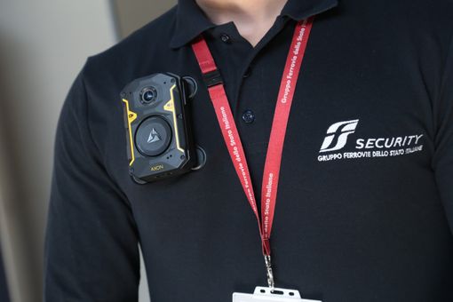 La sicurezza sale a bordo, sui treni del Piemonte arrivano le bodycam La sicurezza sale a bordo, sui treni del Piemonte arrivano le bodycam