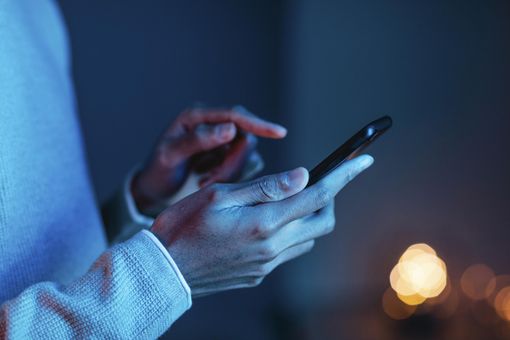 Al Centro Incontro Anziani un corso base per l'utilizzo dello smartphone Al Centro Incontro Anziani un corso base per l'utilizzo dello smartphone
