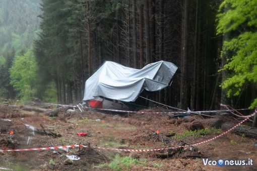 Strage del Mottarone, nella notte tre fermi. La Pm: "Sviluppo molto grave e inquietante" Strage del Mottarone, nella notte tre fermi. La Pm: "Sviluppo molto grave e inquietante"