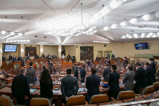 Consiglio regionale, un minuto di silenzio in memoria delle vittime delle mafie Consiglio regionale, un minuto di silenzio in memoria delle vittime delle mafie
