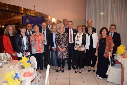 Presentato dai Lions di Borgomanero il progetto per le radiografie a domicilio