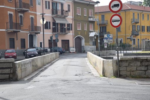 Partito questa mattina il restauro del ponte Araldo di Borgomanero Partito questa mattina il restauro del ponte Araldo di Borgomanero