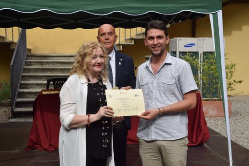 Torna 'Versi di Borgomanero' Torna 'Versi di Borgomanero'