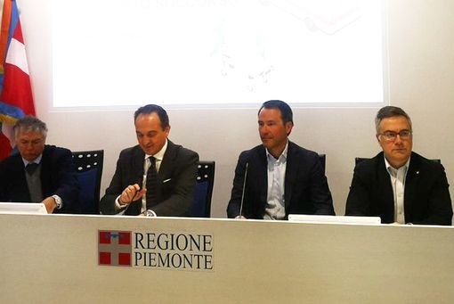 Rossi e Valle (Pd) attaccano la Giunta regionale: &quot;Sulle liste d'attesa raccontano una verità sfalsata&quot;