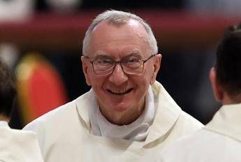 Elezione nuovo Papa, via al Conclave: chi è il cardinale Pietro Parolin