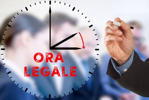 Questa notte torna l'ora legale Questa notte torna l'ora legale