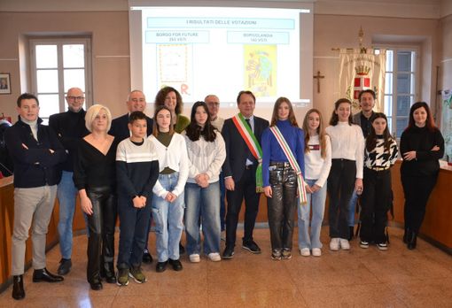 Borgomanero: Lucia Vicario assume il ruolo di sindaco nel consiglio comunale dei ragazzi