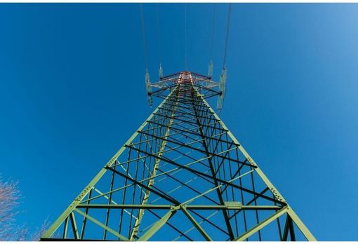 A Varallo Pombia lavori sulla linea elettrica A Varallo Pombia lavori sulla linea elettrica
