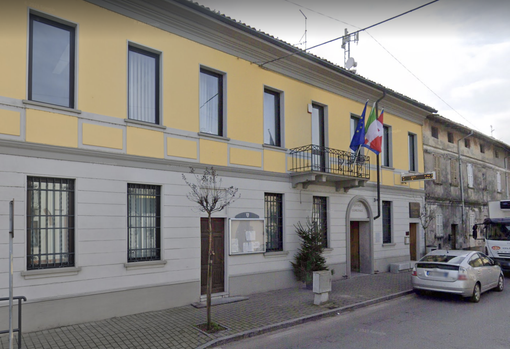 Il sindaco di Casalvolone è Enzo Piantanida Il sindaco di Casalvolone è Enzo Piantanida