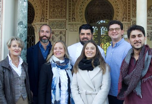 Nella foto il cast di “Mettici il cuore” con Cannavacciuolo e la direttrice del Coccia Corinne Baroni