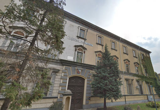 Allo spazio Novà Laboratori artigianali e artistici per ragazzi Allo spazio Novà Laboratori artigianali e artistici per ragazzi