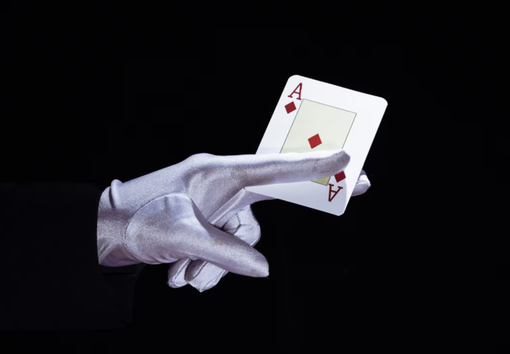 Borgomanero si trasforma nella capitale della magia: arriva il Campionato mondiale di street magic