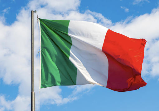 Commemorazione del 77° Anniversario della Festa della Repubblica ad Arona Commemorazione del 77° Anniversario della Festa della Repubblica ad Arona