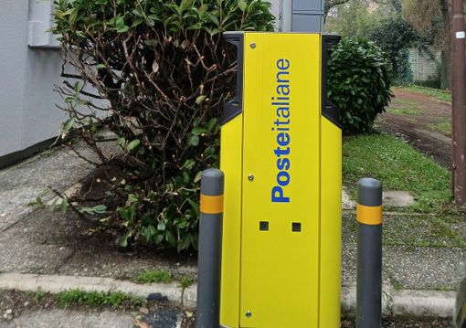 Poste Italiane, grazie al progetto Polis installate nel novarese nuove colonnine per auto elettriche Poste Italiane, grazie al progetto Polis installate nel novarese nuove colonnine per auto elettriche