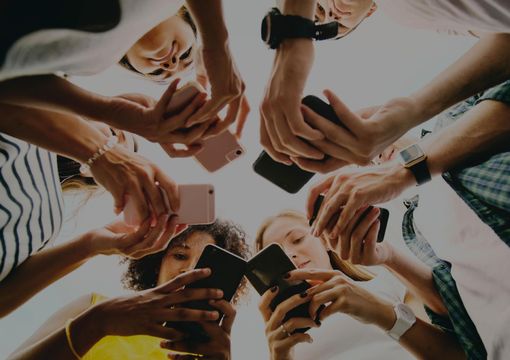 Scoprire il mondo digitale dei ragazzi con l'educatore Matteo Locatelli