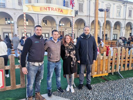 “Trecate sul ghiaccio” un successo per l'inaugurazione