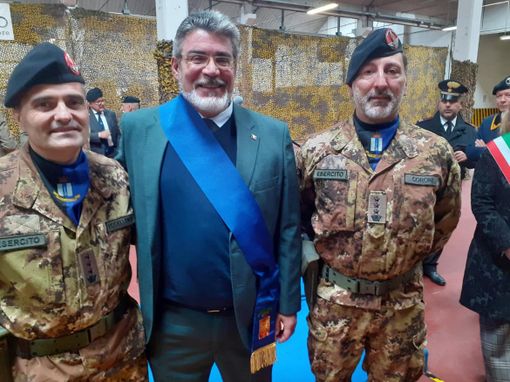 Cerimonia di avvicendamento al Reggimento gestione aree di transito Cerimonia di avvicendamento al Reggimento gestione aree di transito