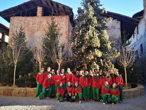 Eventi natalizi nel biellese: proseguono con successo “Il Borgo di Babbo Natale” a Candelo ed il “Mercatino degli Angeli” a Sordevolo