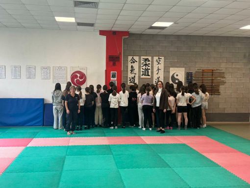 A Cameri un corso di autodifesa per rafforzare sicurezza e autostima delle ragazze