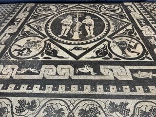 Il Fai apre le porte della Cattedrale per scoprire il mosaico romanico