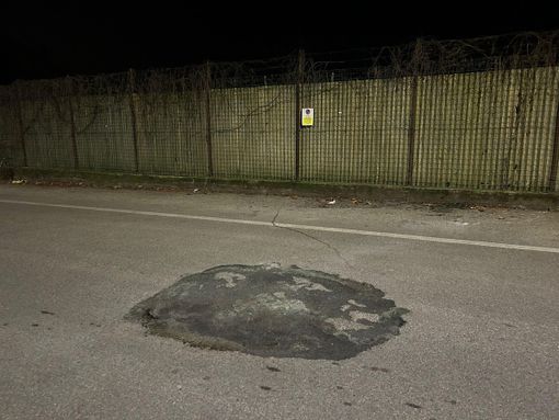 Carpignano Sesia: il sindaco Massara condanna l'ennesimo atto vandalico davanti alle scuole Carpignano Sesia: il sindaco Massara condanna l'ennesimo atto vandalico davanti alle scuole