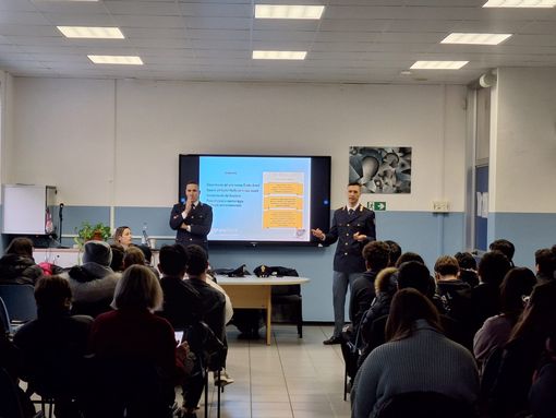 Safer Internet Day, studenti e Polizia insieme contro il cyberbullismo