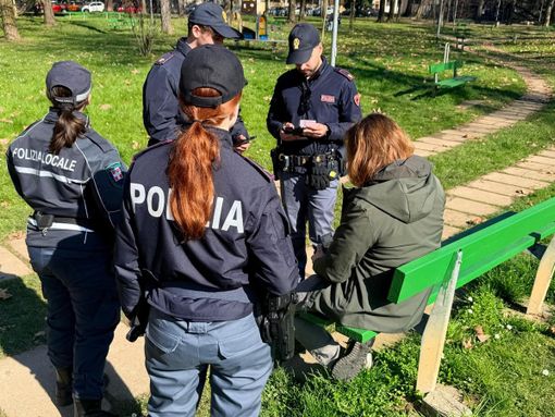 Novara: controlli serrati in centro, 144 persone identificate nel servizio interforze