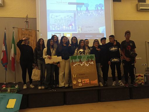 "Scrittori in erba": premiati ad Omegna gli studenti dell'Ic di Borgomanero "Scrittori in erba": premiati ad Omegna gli studenti dell'Ic di Borgomanero