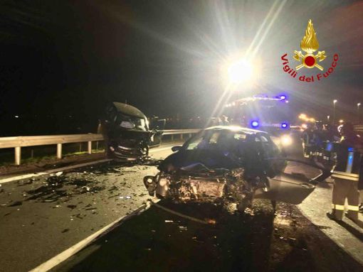 Incidente sulla circonvallazione di Galliate la sera di Natale
