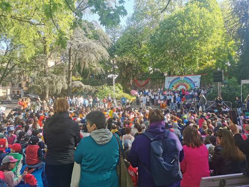Marcia della pace a Novara, oltre duemila bambini Marcia della pace a Novara, oltre duemila bambini
