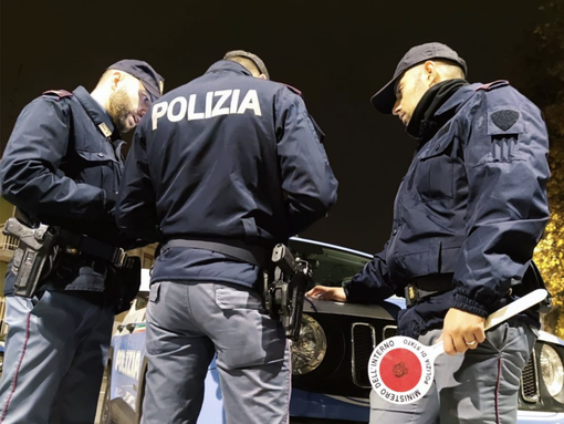 Aggredisce addetto alle pulizie e poi minaccia gli agenti Polfer: arrestata in stazione
