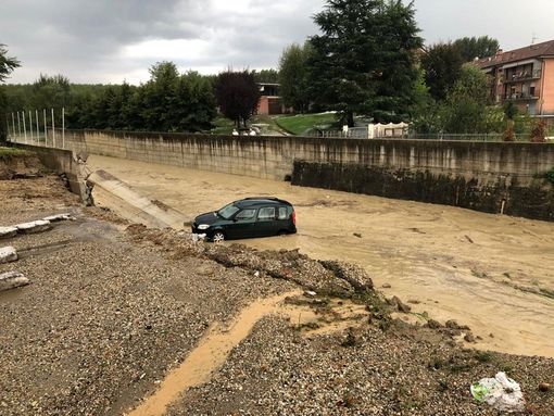 Bomba d'acqua e grandine a Gallo Grinzane: si fa la conta dei danni (FOTO E VIDEO)