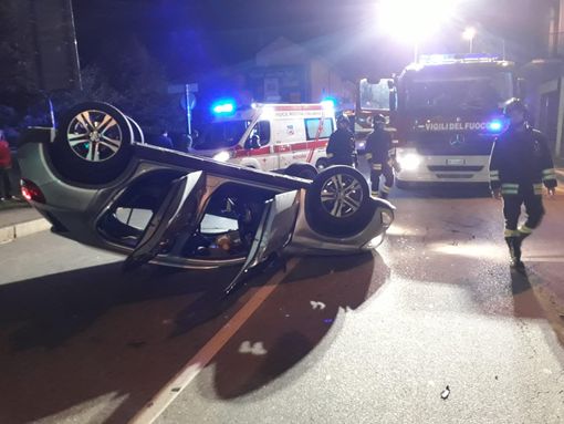 Incidente stradale ieri a tarda sera in corso della Vittoria