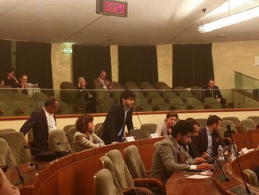 Stop a ludopatia e delocalizzazioni, sì a legge elettorale e qualità dell'aria. Ecco i temi "caldi" per il M5S in Regione Stop a ludopatia e delocalizzazioni, sì a legge elettorale e qualità dell'aria. Ecco i temi "caldi" per il M5S in Regione