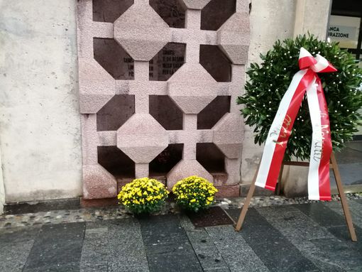 Assa ha provveduto in questi giorni ad una serie di interventi di manutenzione all’interno dei cimiteri cittadini