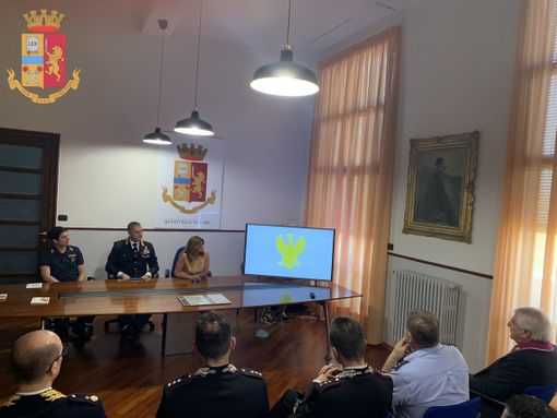 Presentati  i nuovi distintivi di qualifica della Polizia di Stato