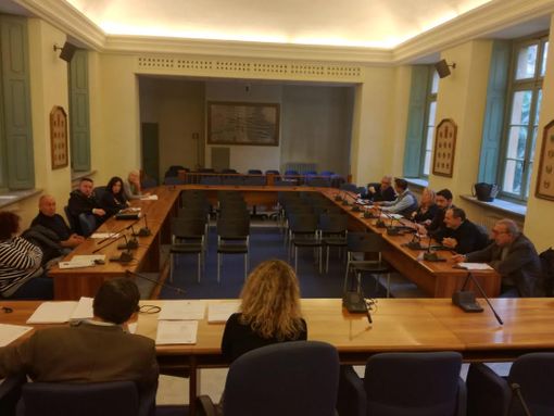 Piste ciclabili lungo il canale Cavour: incontro tra la Provincia e i sindaci