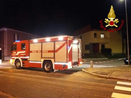 Via Maggi chiusa per una fuga di gas sotto il piano stradale