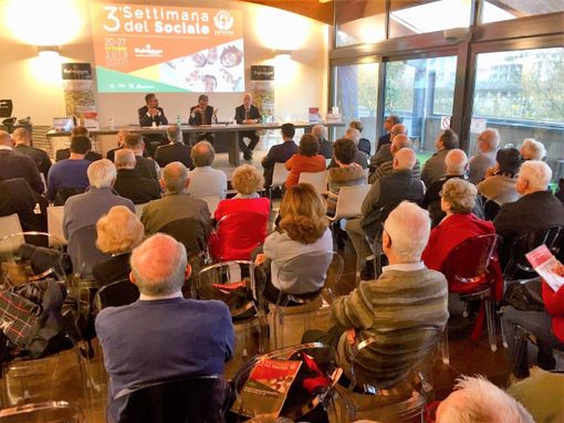 Settimana del Sociale di Confartigianato Piemonte Orientale. A Vercelli, la campagna “Più sicuri insieme” contro le truffe a danno degli anziani Settimana del Sociale di Confartigianato Piemonte Orientale. A Vercelli, la campagna “Più sicuri insieme” contro le truffe a danno degli anziani