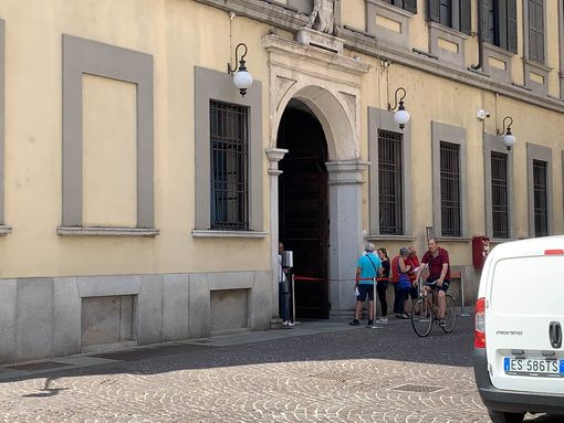 Novara, 500mila euro di contributi per aiutare le famiglie in difficoltà Novara, 500mila euro di contributi per aiutare le famiglie in difficoltà