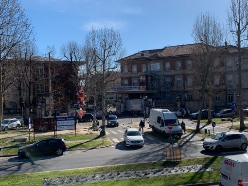 Ospedale Maggiore, temporanea sospensione attività dello sportello bancario Ospedale Maggiore, temporanea sospensione attività dello sportello bancario