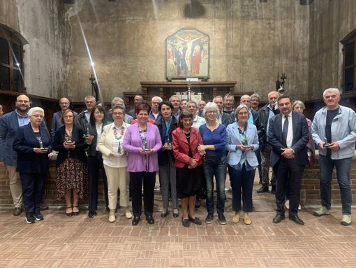 Cerimonia di premiazione dei Pensionati del Comune di Novara: un omaggio alla dedizione e al contributo alla città