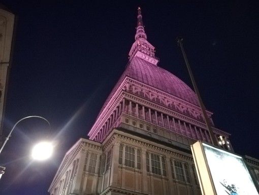 I monumenti del Piemonte pronti a illuminarsi di rosa per la partenza del Giro d’Italia I monumenti del Piemonte pronti a illuminarsi di rosa per la partenza del Giro d’Italia