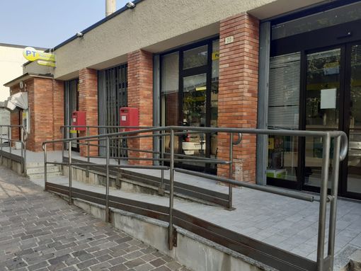 L'ufficio postale di Borgomanero riapre con una nuova sala consulenza L'ufficio postale di Borgomanero riapre con una nuova sala consulenza