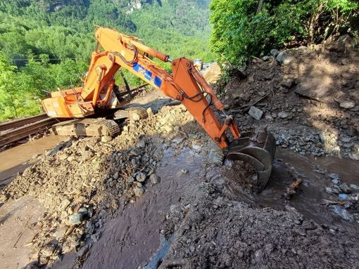 Cronaca nord-ovest. Per chi viaggia: Maltempo sulla provincia di Torino, l'elenco di tutte le strade bloccate per frane o esondazioni