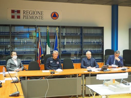 Mascherine, più soldi e tampone per i medici ed infermieri piemontesi impegnati contro il Coronavirus Condividi Facebook Twitter Print WhatsApp Email