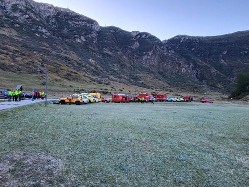 Formazza, ancora scariche che rendono pericoloso l'intervento per le ricerche FOTO Formazza, ancora scariche che rendono pericoloso l'intervento per le ricerche FOTO